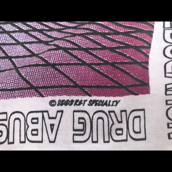 ❌Sold❌Vintage DARE Tee T-Shirt 1996 XL on a Fruity - Picture 3 of 6